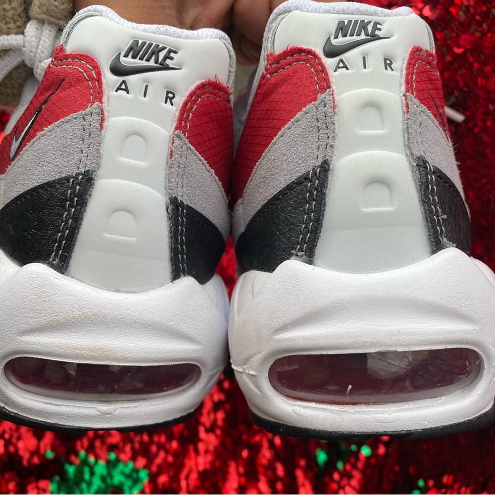 🔥NIKE AIR MAX 95🔥 - Picture 9 of 11